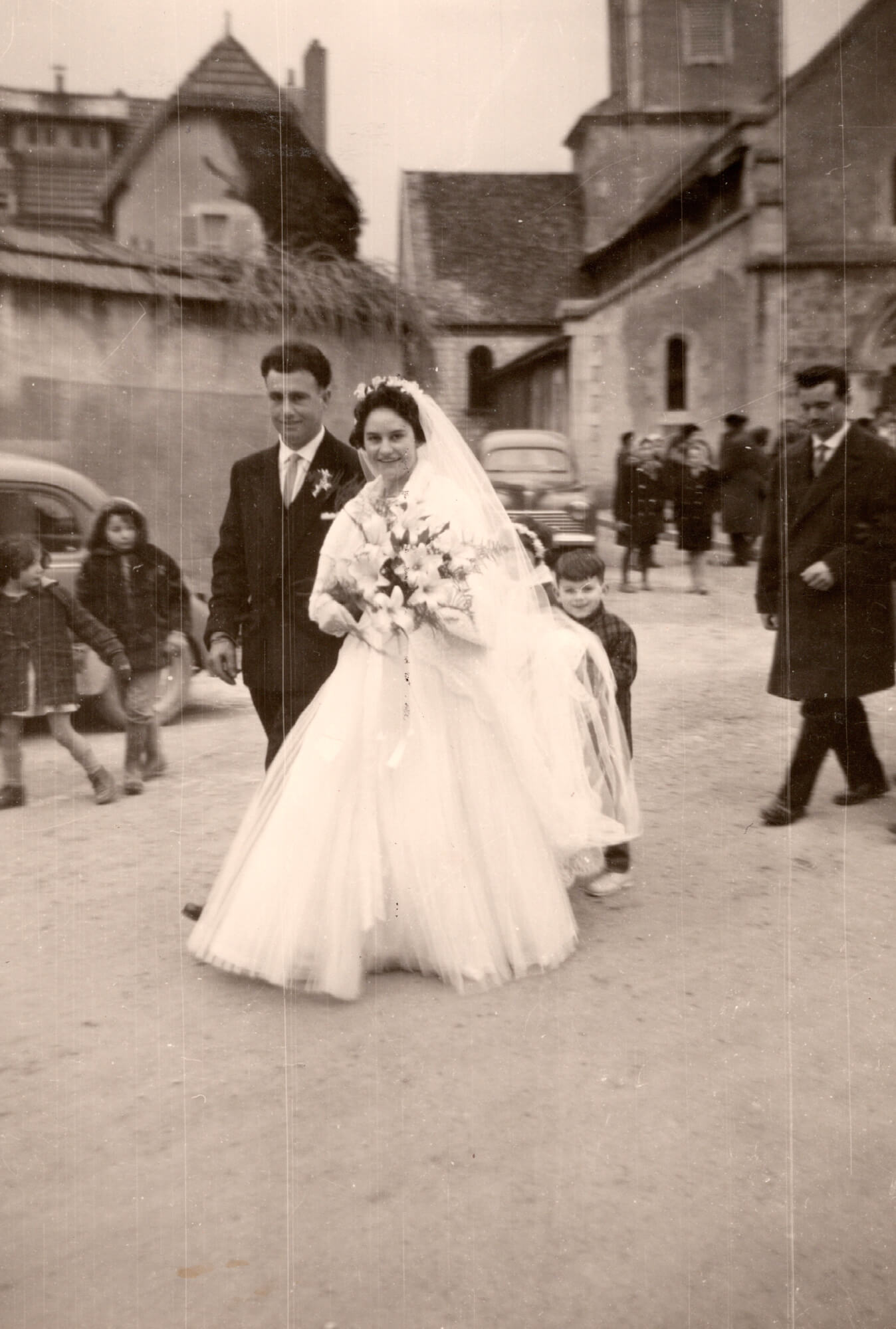 Old photo of the wedding of Pierre's parents, Thérèse Didier and René Trichet